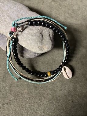 Boho Black Beaded ankle Bracelet set with Shell Charm